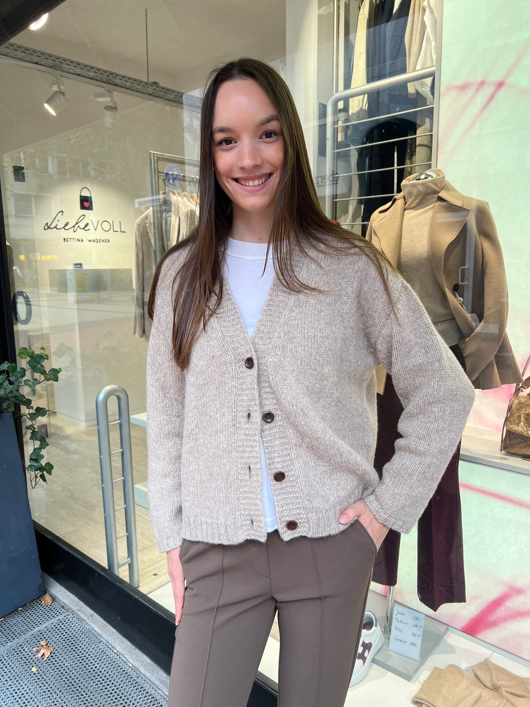 Aymara Damen Strickjacke in Beige