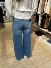 Laden Sie das Bild in den Galerie-Viewer, Cambio Damen Jeans &quot;Palazzo cropped&quot; in Blau
