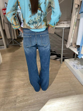 Laden Sie das Bild in den Galerie-Viewer, Cambio Damen Jeans &quot;Tess wide leg&quot; in Blau
